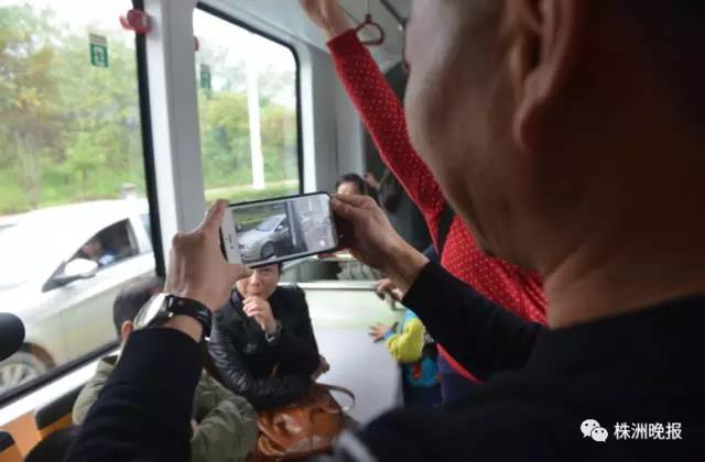 客車自動破窗裝置,遙控自動破玻器,破窗器,南冠破玻器 客車自動破窗裝置,遙控自動破玻器,破窗器,南冠破玻器